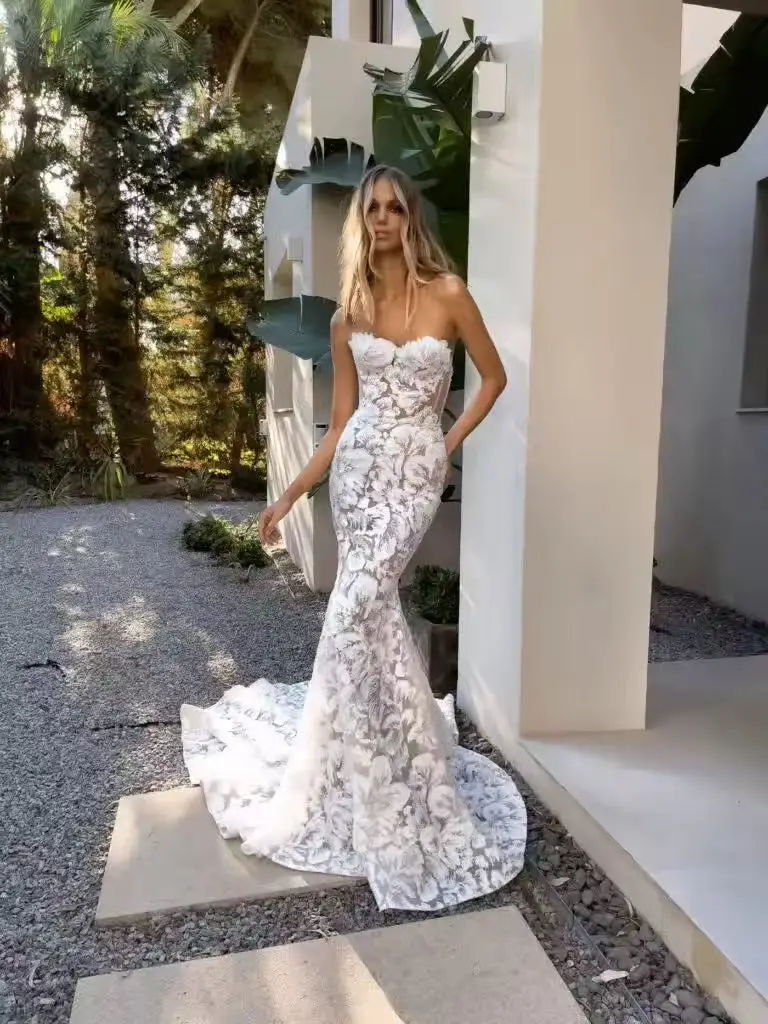 

Customized Sexy Sweetheart Full Lace Applique Born Bodce Mermaid Wedding Dresses Backless Sweep Train Bridal Grown 2025 Rode