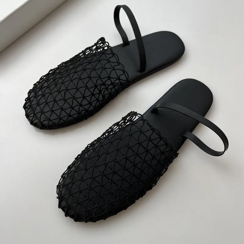 2026 Sommer Hohlsandalen für Damen Flache Schuhe Neue Strandschuhe Komfortable Retro Damenpantoffeln 35-40