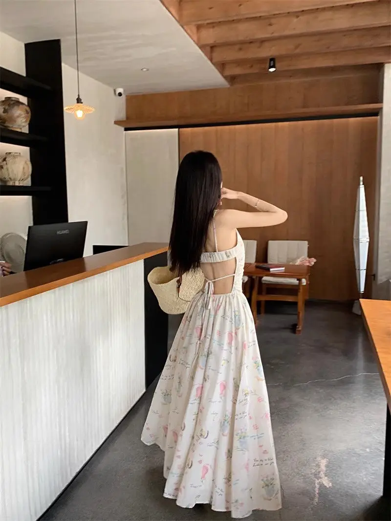 Vestido con tirantes florales sin espalda estilo vacaciones sexy nuevo estilo cintura alta cuello en V delgado