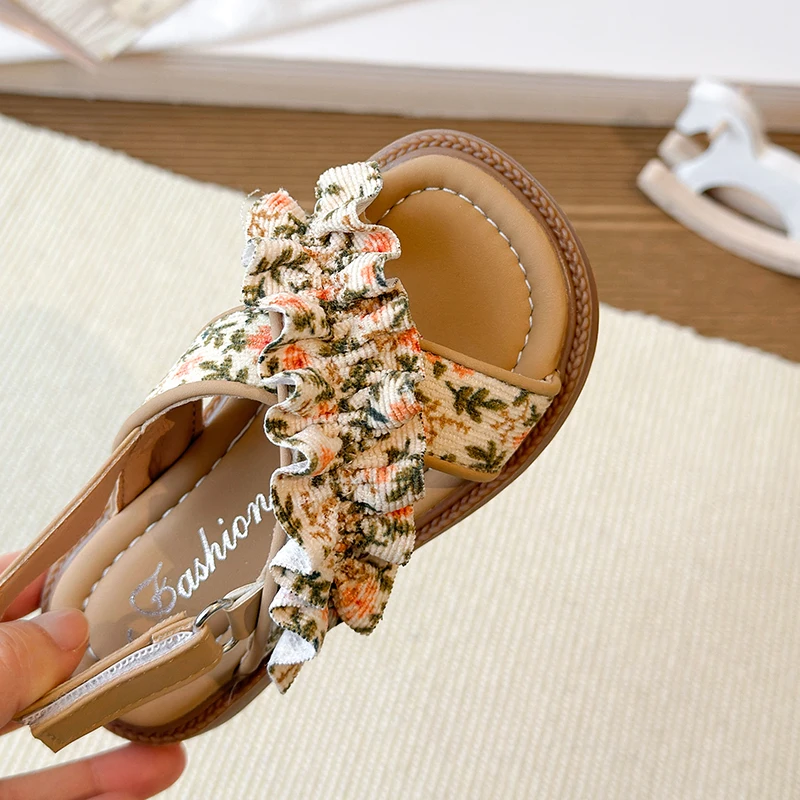 

Летние сандалии для девочек с открытым носком, на липучке, с цветочным декором, шикарные детские туфли на плоской подошве, однотонные, легкие, удобные, повседневные, для детей 7-12 лет