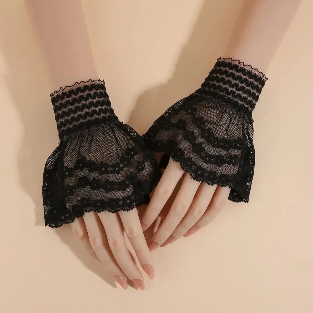 

Elegant Lace Ruffled Wrist Fake Sleeves Cuffs Comfortable Soft Fake Cuff Costume Accessory Wrist Cuff Wedding