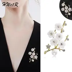 Elegant Shell Plum Blossom Brooches Pins For Women Vintage Flower Brooch For Wedding Partyedding Party Jewelry Gift