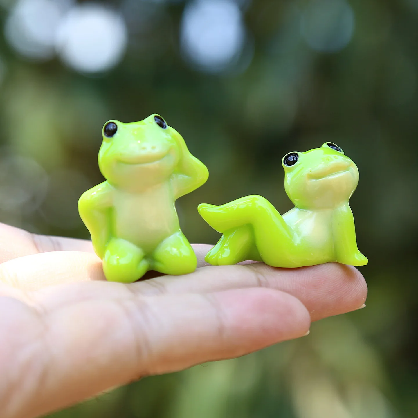 Cartoon Japanse Kikker Klein Dier Standbeeld Hars Pop Speelgoed Creatieve Leuke Kikker Grappige Action Figure DIY Micro Landschap Ornamenten