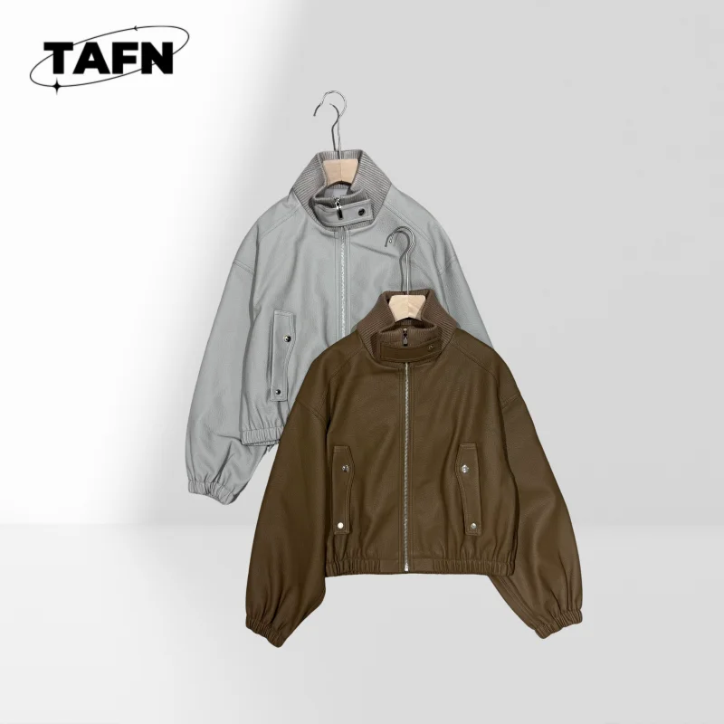 

Women's Peacoats, Classic Style, for Fall & Winter Outdoor Sports Jackets for Men & Women, Durable & Waterproof AI1423