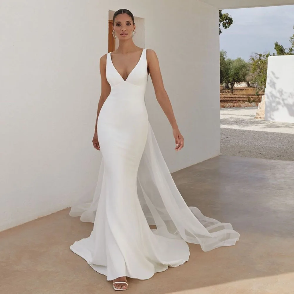 

Elegant V Neck Satin Wedding Dress With Detachable Train Backless Sexy Bridal Gown Customized Simple Bride Ceremony Dresses