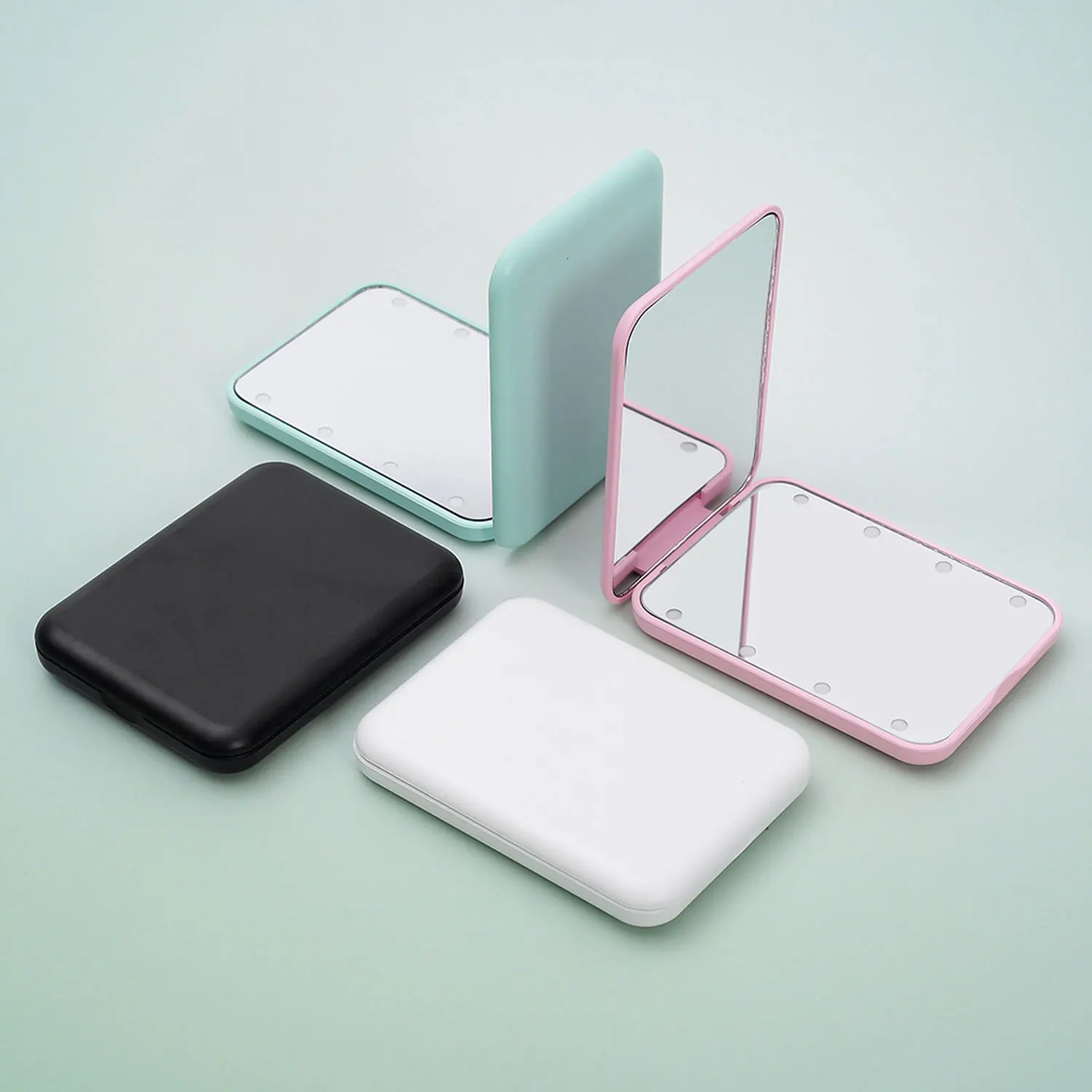 Mini miroir de maquillage LED miroirs de vanité portables avec lumière 1X 2X miroir de poche grossissant miroirs de vanité cosmétiques pliables