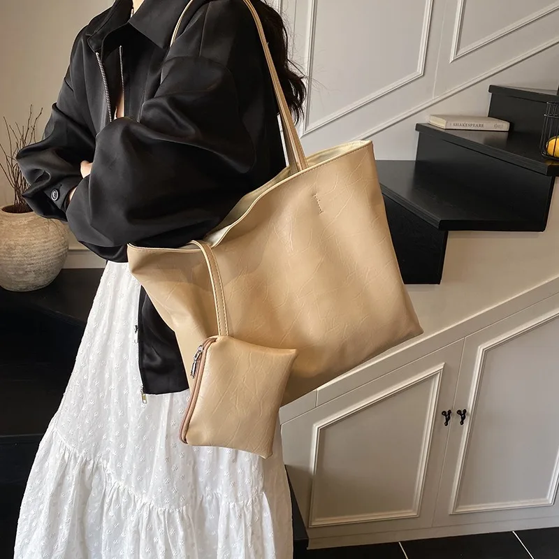 

Korean version of the large-capacity Tote 2025 new tide of fashion shoulder mother bag versatile commuting handbag female bags