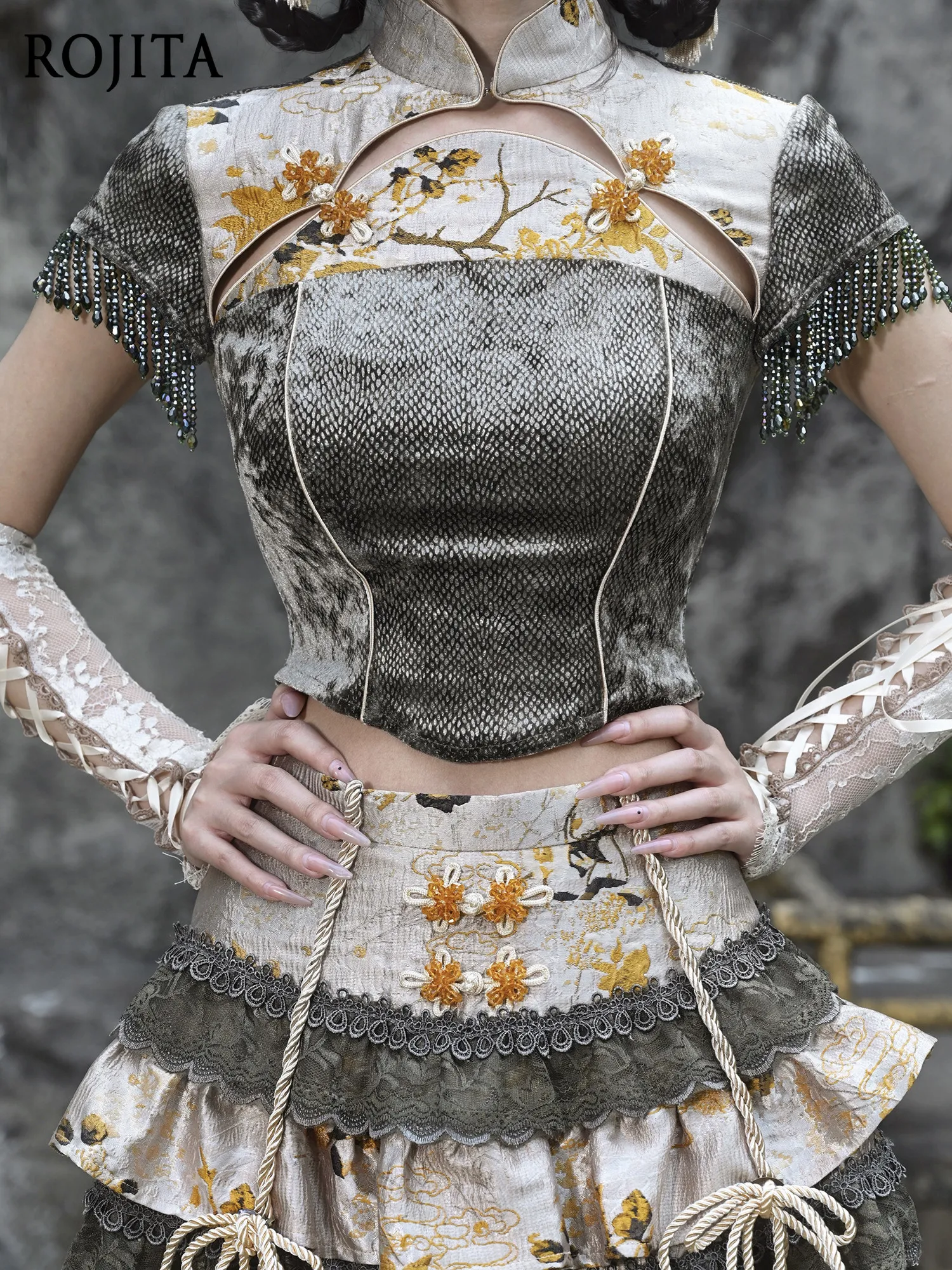 

New Chinese Style Jacquard Snake Pattern Thin Fringed Short-sleeved Cheongsam Top Jacquard Cake Layered Hot Girl Skirt Culottes
