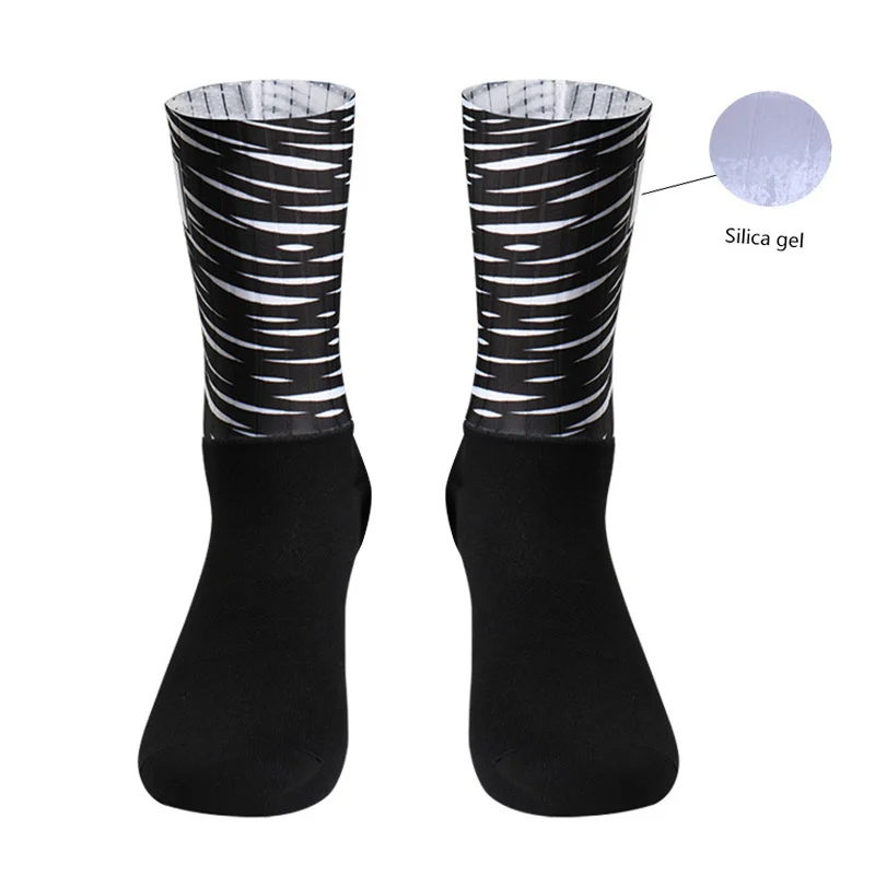 New Cycling Socks Summer Cool Breathable Non-slip Silicone Pro Competition Aero Sports Bike Running Socks Calcetines Ciclismo