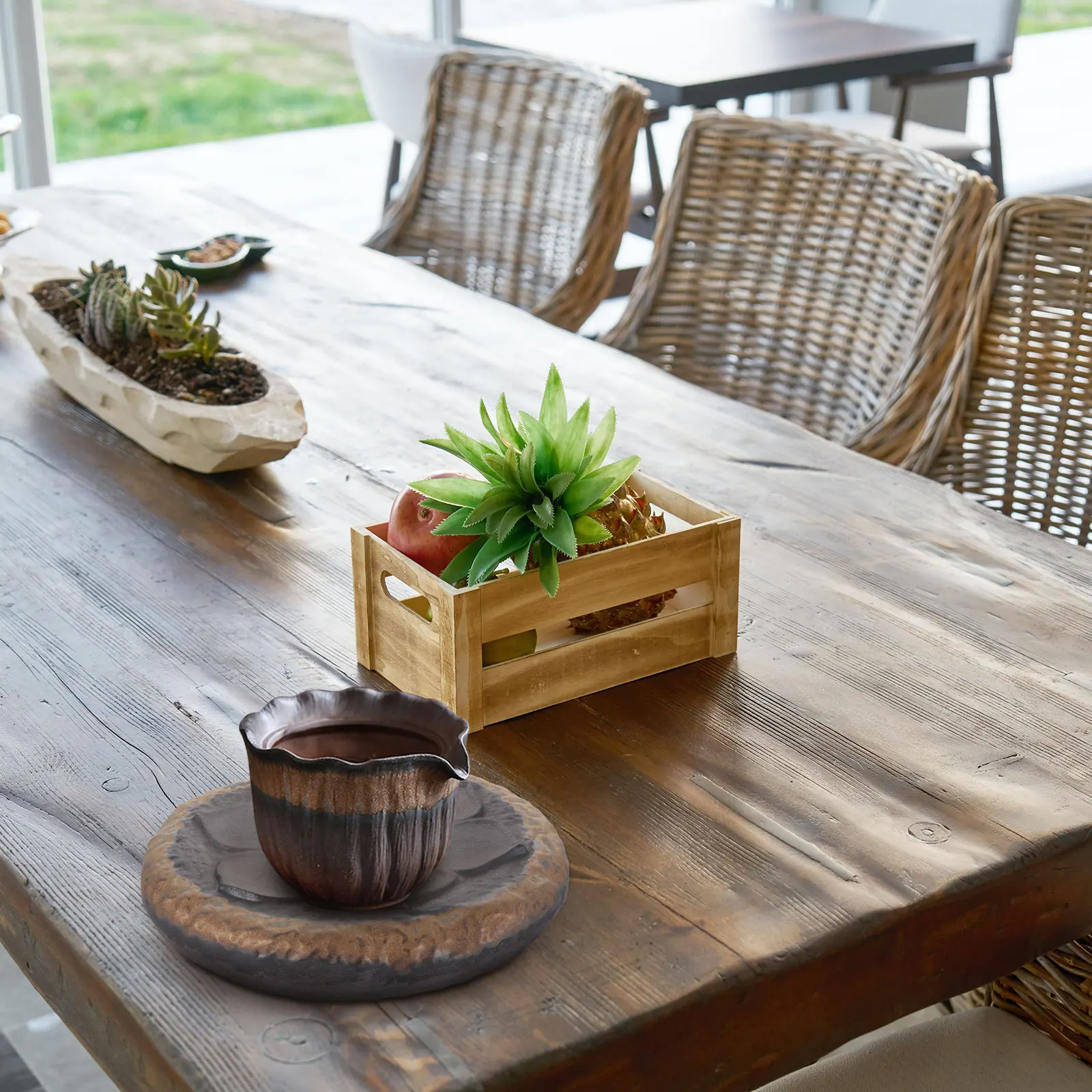 

Chinese Style Crude Pottery Tea Tray Retro Lotus Pattern Water Draining Teapot Cup Holder Home Tea Table Adornment