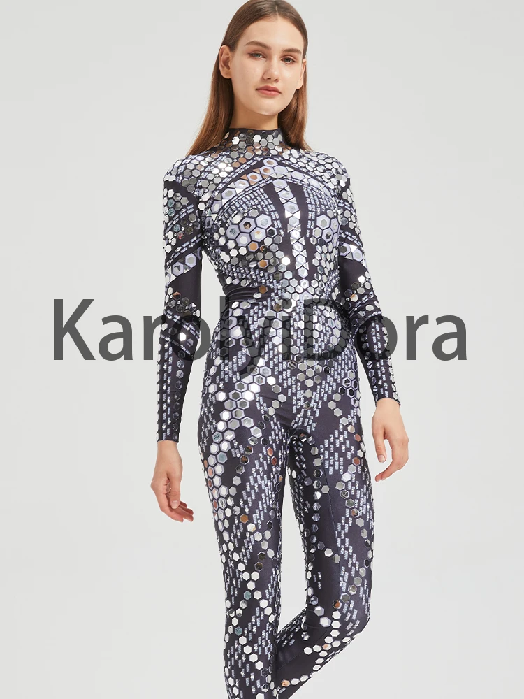 Tuta con diamanti con paillettes di alta qualità Modello di auto Discoteca Bar Strass brillanti Mostra costumi di performance per ragazze Costumi di scena