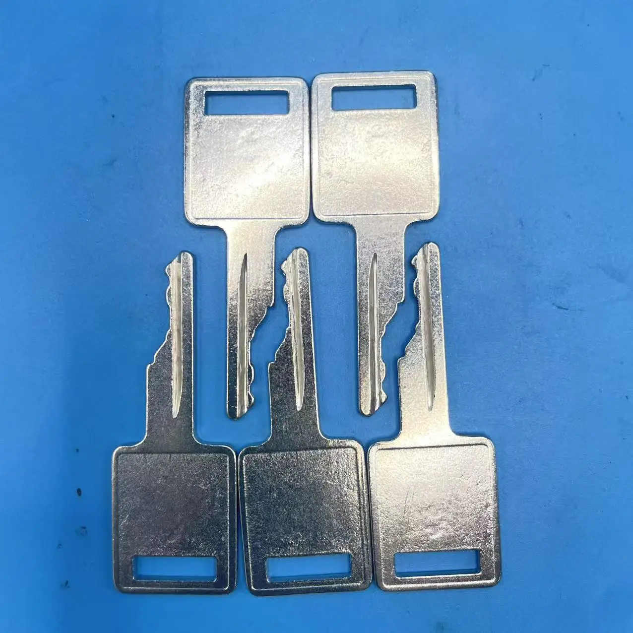 1/5/10PCS Chave de ignição D250 para carregadeiras e miniescavadeiras D250 SkidSteer 6693241