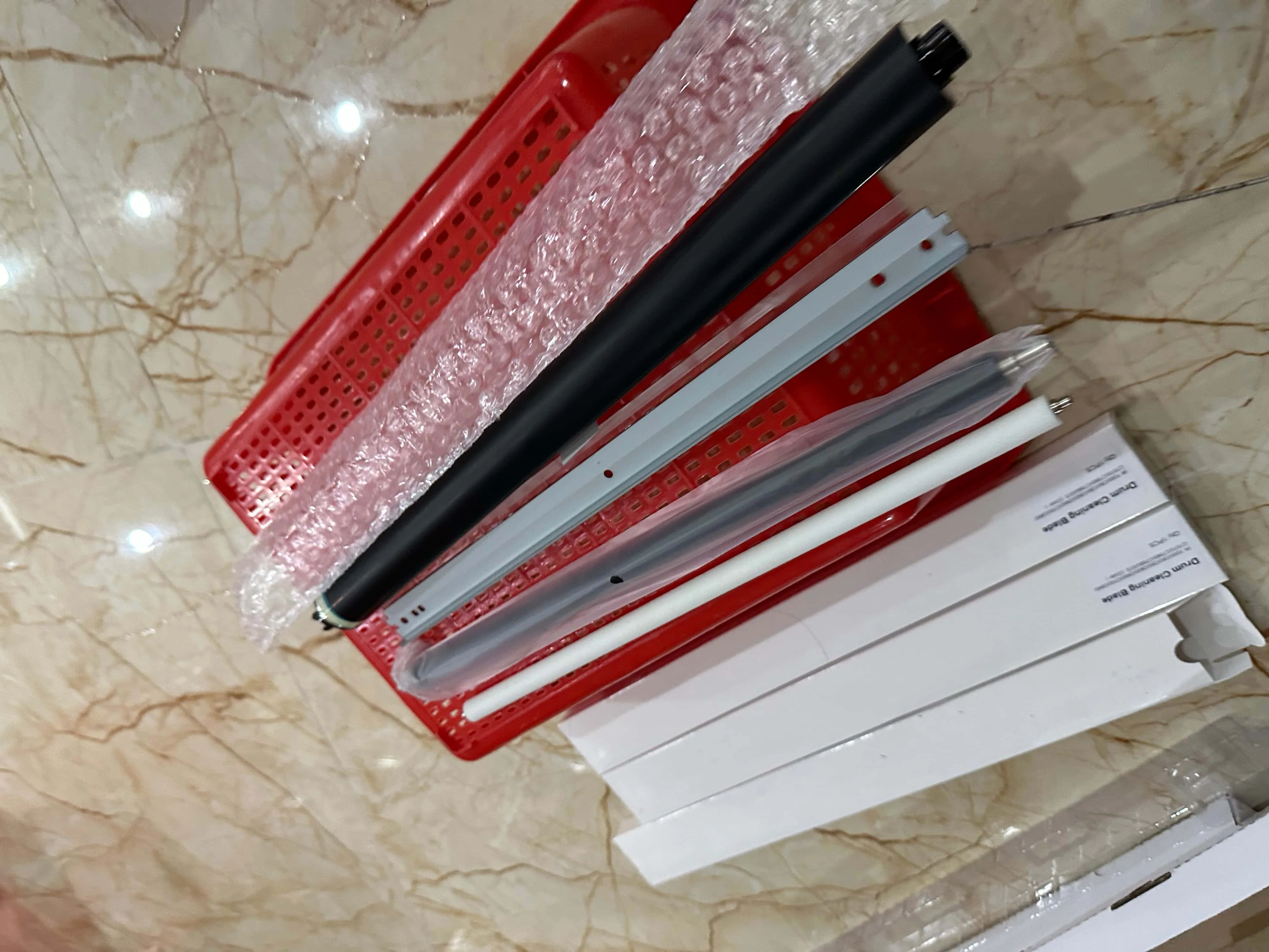 

1X IRC7055 OPC Drum Blade PCR Губчатый ролик для Canon imagePRESS c60 c600 c700 c800 c650 c750 c850 c660 c710 8065B001AA/D01 Барабан