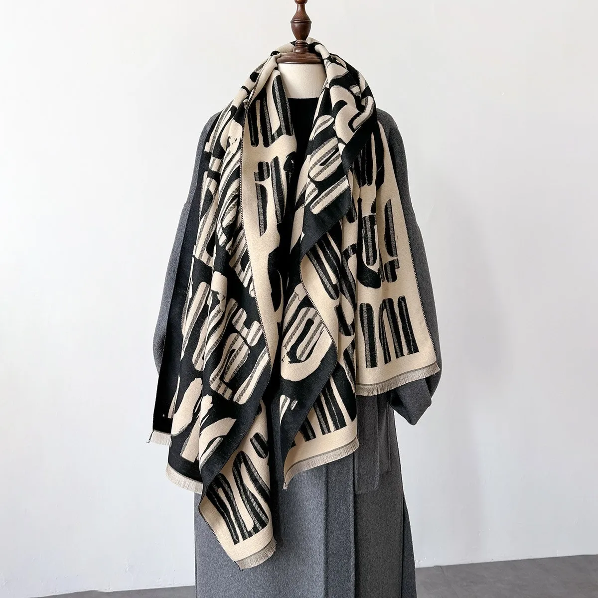 2024 New Fashion Men Women Scarves Luxury Print Cashmere Warm Shawl for Female Thick Big Wrap Long Scarf Bufanda Echarpe Blanket