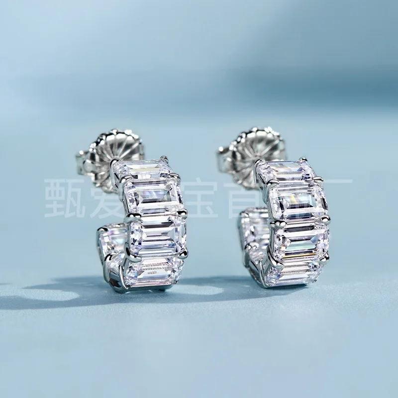 New Autumn And Winter Earrings 925 Silver Inlaid Emerald Cut Diamond Stud Earrings Temperament Light Luxury High Sense Small And