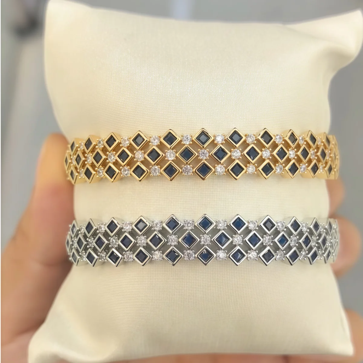 Luxury Blue Square CZ Diamond Bracelet Women Geometric Lattice Inlaid Zircon Bridal Bangle Jewelry