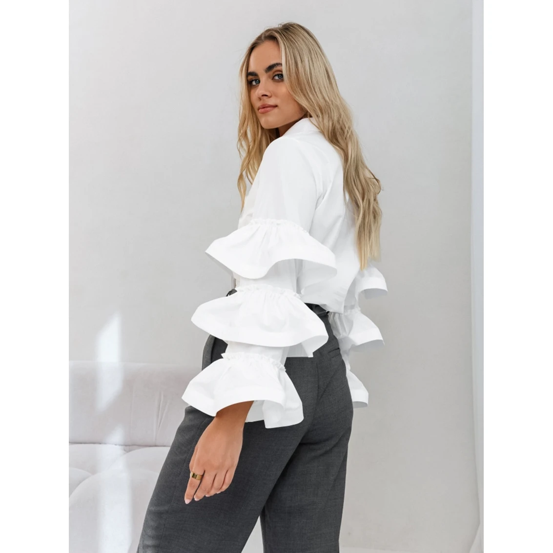 Casual witte irt met kanten rand 2024 herfst winter nieuwe Sle veelzijdige dames losse pasvorm lange Sve Bubble Sve polyester