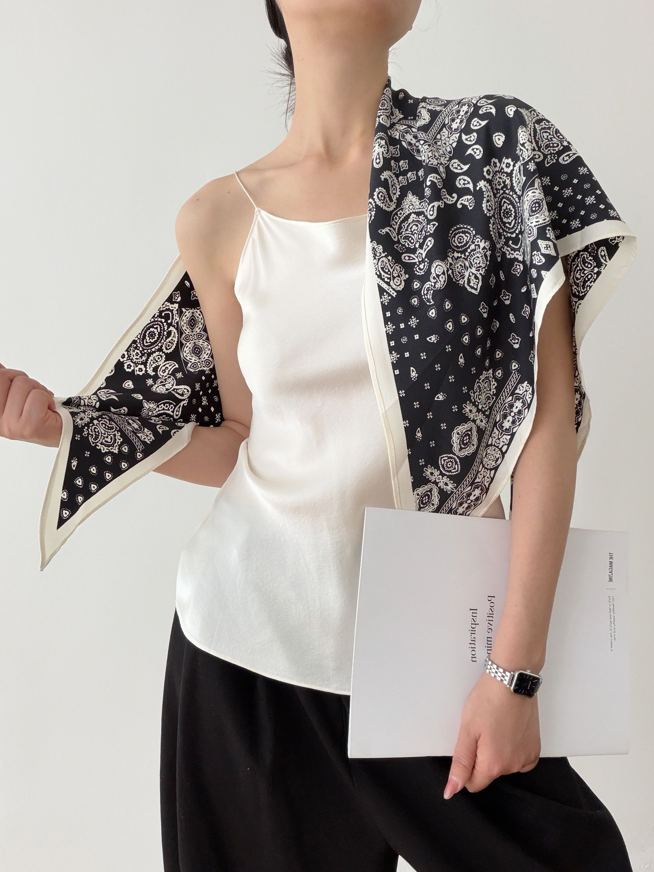 lenco-de-seda-feminino-moderno-com-estampa-paisley-lenco-triangular-lenco-choker-lenco-decorativo-para-o-pescoco-xale-de