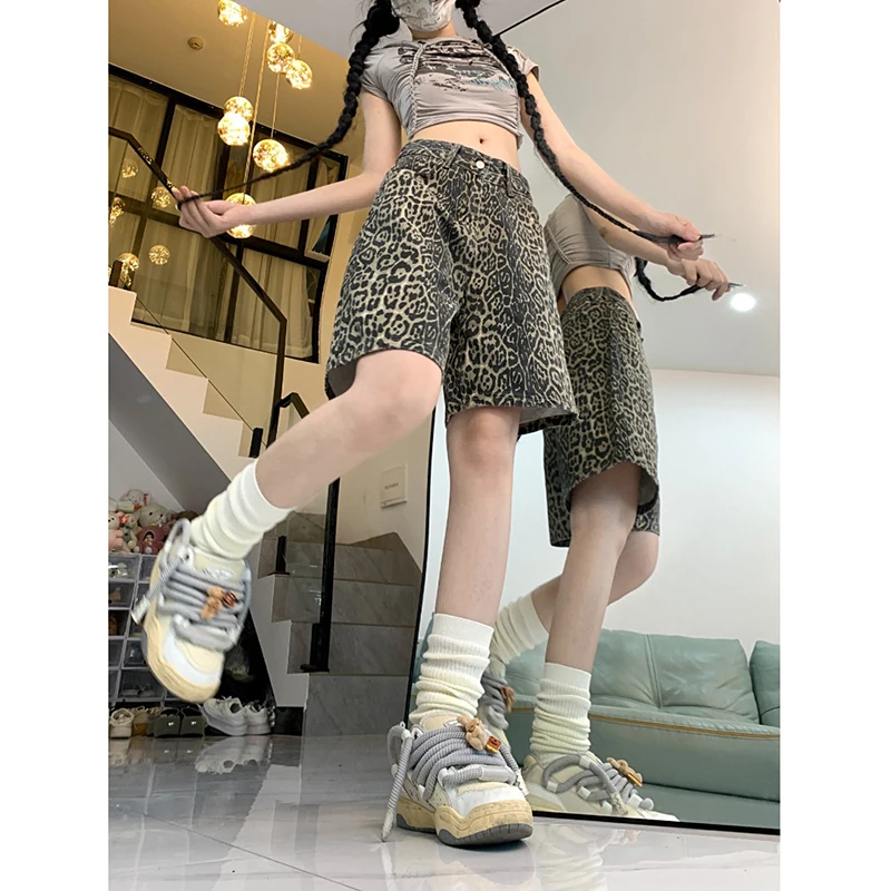 Vintage Leopard Camouflage Casual Fashion Shorts Men and Women Straight Versatile Niche Short Pants Female Summer