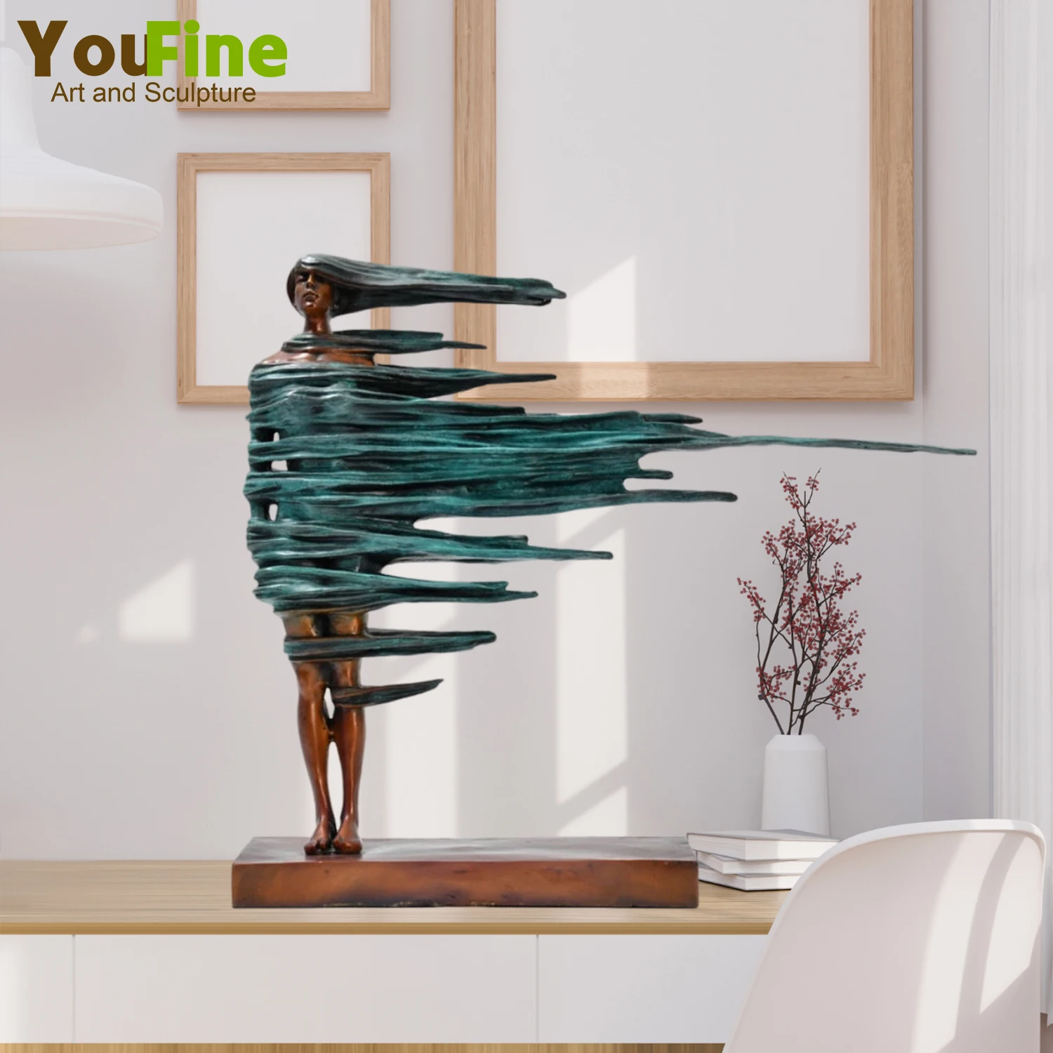 

Abstract Bronze Girl Sculpture in Strong Wind Female Body Modern Art Bronze Statue Crafts For Home Hotel Hallway Decoration