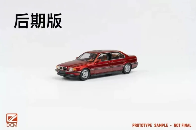 **Pre-order **DCM 1:64 E38 7-Series Gradient Red /Metal Blue Diecast Model Car