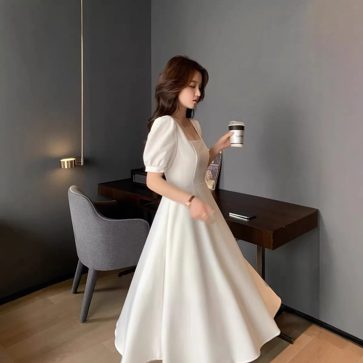Graduation Season White Square-Cut Collar Dress Summer French Style Retro Waist-Controlled Temperament Hepburn Long Dress