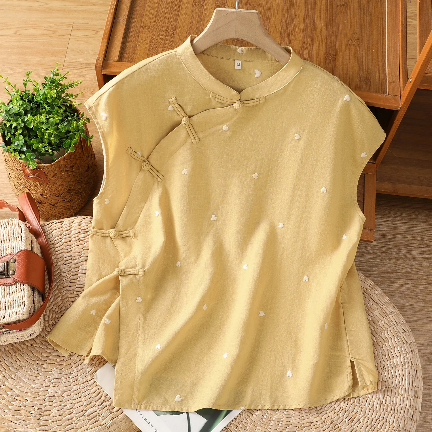 New Chinese Sle Cotton Linen irt Yellow Love Heart Embroidery Button up Top Loose Fit Summer New Artistic Small irt