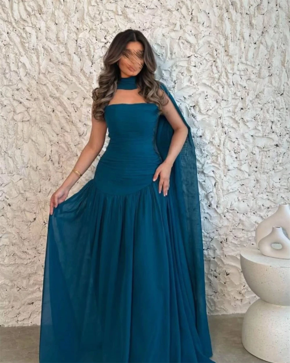 Maßgeschneidertes Abendkleid, elegant, trägerlos, ärmellos, Saudi-Arabien, Partykleider, schlichtes Chiffon mit Bändern, Vestido De Festa