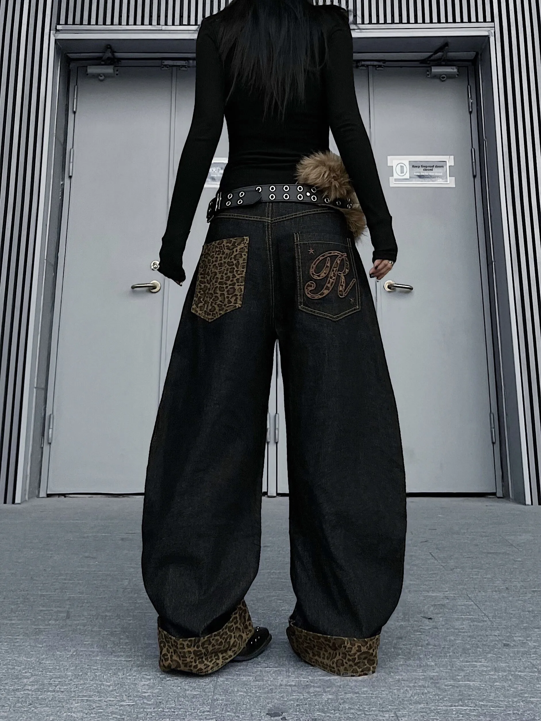 Retro American Street Style Leopard Print Wide Leg Jeans Loose Fit Men's Women's Distressed Drapey Knife  Denim Trousers