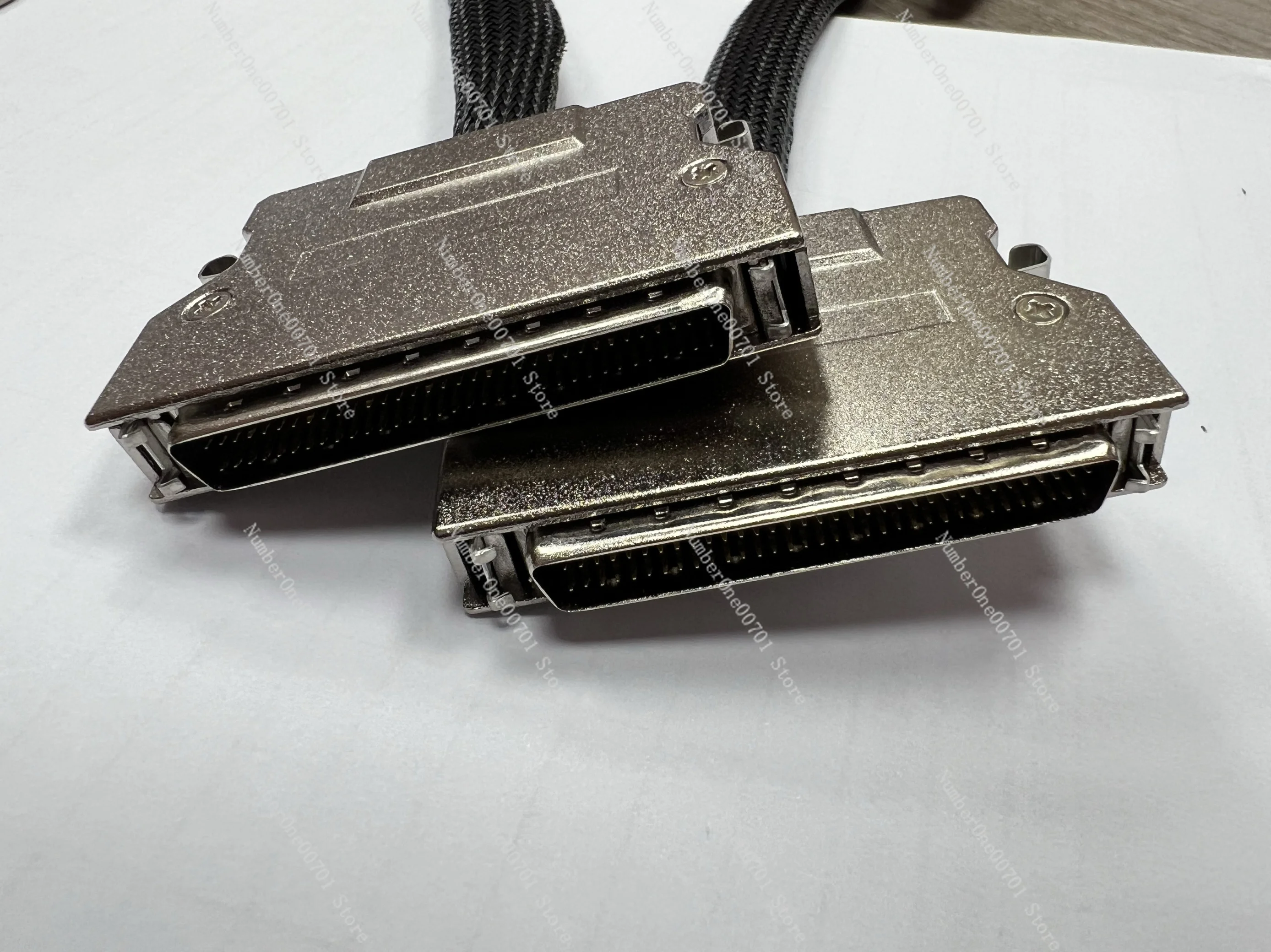 

Кабель для передачи данных LVDS HPDB68 для контактного кабеля передачи данных DB68 Кабель SCSI68P «папа-папа»