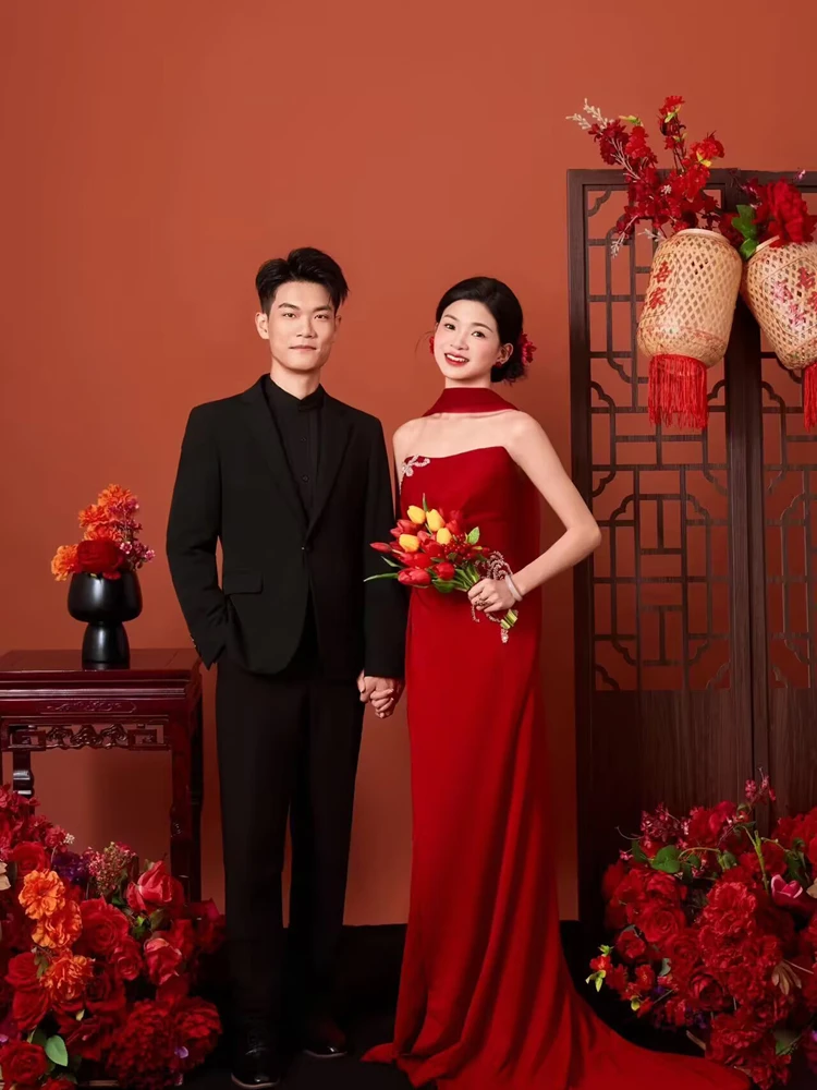 

Red Wedding Dress 2026 Studio Photography Couple Theme New Chinese Style Bride Maotai Dress Women's Wedding Clothing
