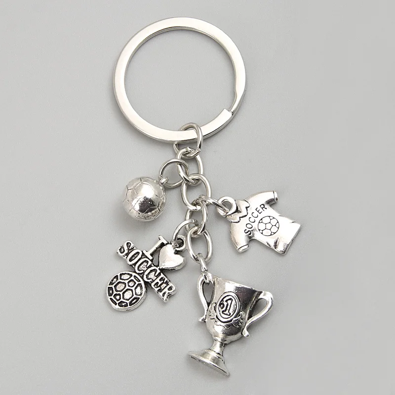 Metal Keychain I Love Soccer Football Uniforms Trophy Key Ring Sports Key Chains Athletes's Gifts For Women Men Handmade Jewelry