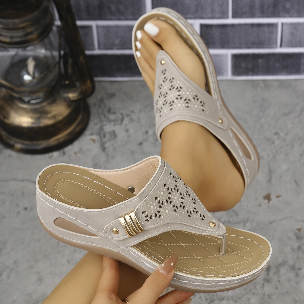 Neue Damen-Sandalen aus Leder, Rutschfeste Weiche Plateauschuhe für Frauen, Flip-Flops, Sommer-Keilabsatz, Orthopädische Sandalias De Mujer – Detail 25