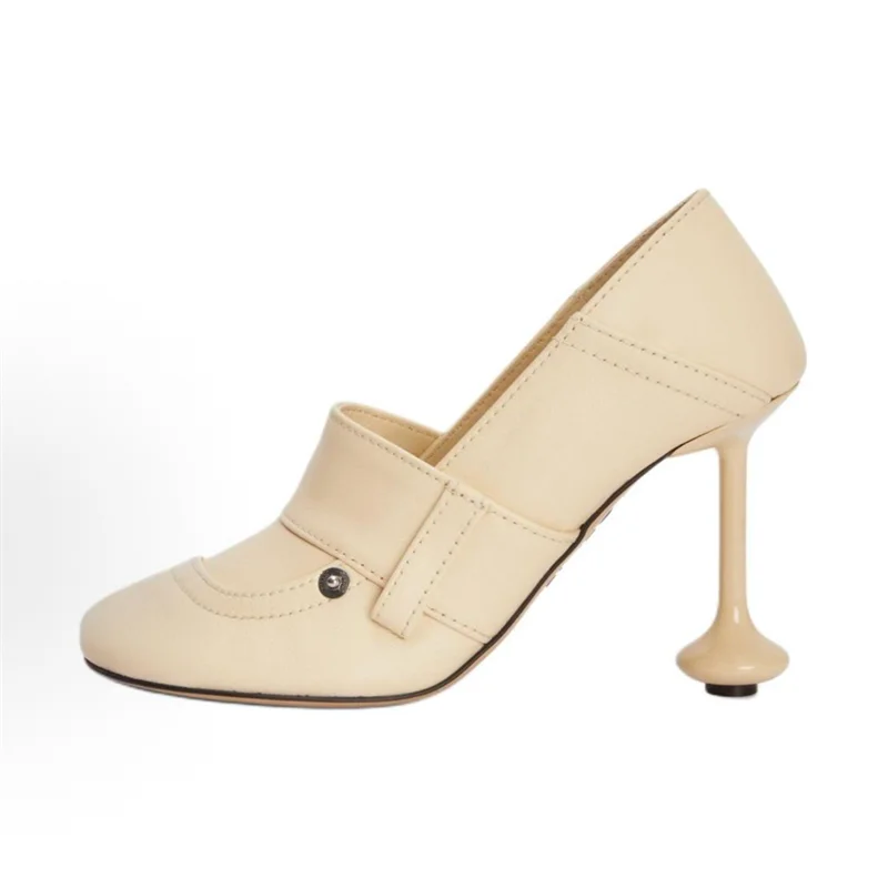 

Женские туфли-лодочки из натуральной кожи 2026 с уникальным скульптурным каблуком, декоративным металлическим элементом, для офиса, вечеринок, свиданий, стильные, на высоком каблуке