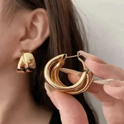 Creative Exaggerated C- shaped Studs Geometric Large Ear Clips Female Metallic Mirror Temperament Simple Earrings 1 Pair