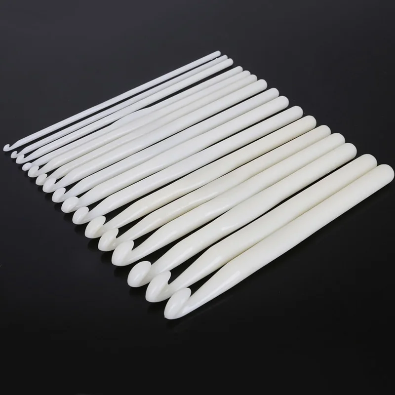 1pc 3-12mm White Plastic Crochet Hook Knitting Needles Handle Knit Weave Sweater Knitting Tool