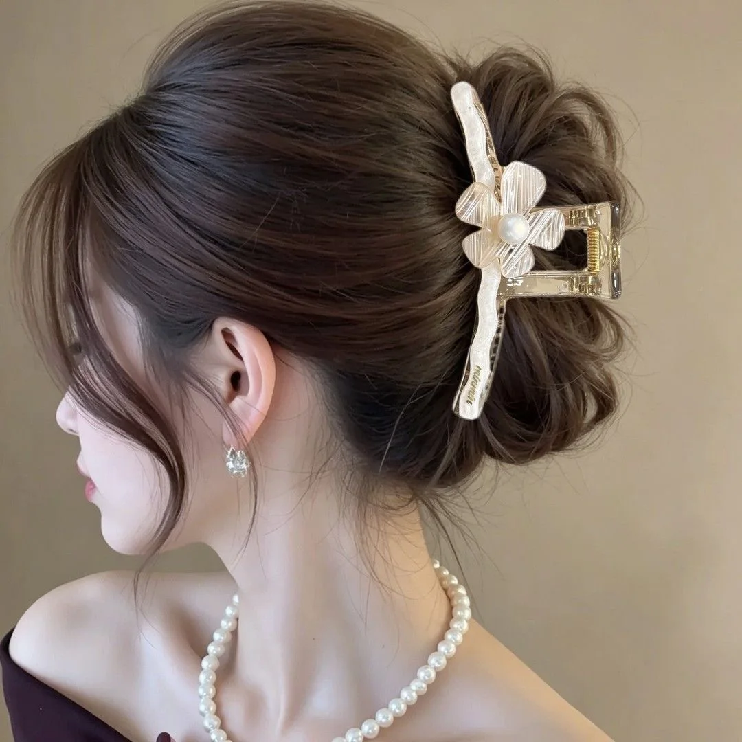 New Arrival Chic Iridescent Camellia Claw Clip Large Back Head Viral Versatile Hair Clip 2026 Fashion Hair Accessories For Women