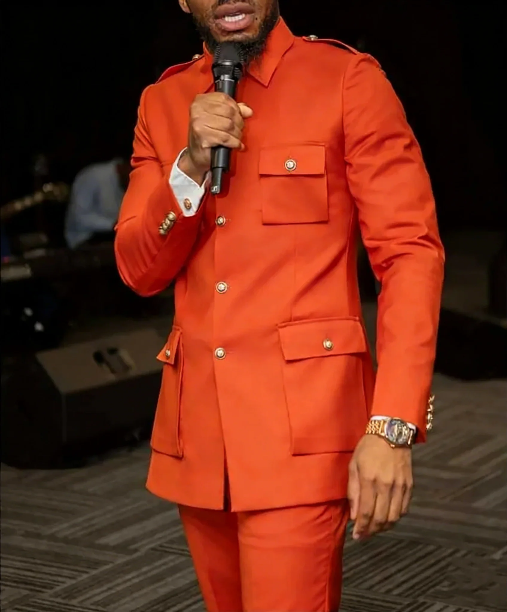 جيب كبير سفاري الرجال الدعاوى 2 قطعة سترة السراويل واحدة الصدر الزفاف البدلات الرسمية مشرق العريس ارتداء ملابس مخصصة للحفلات