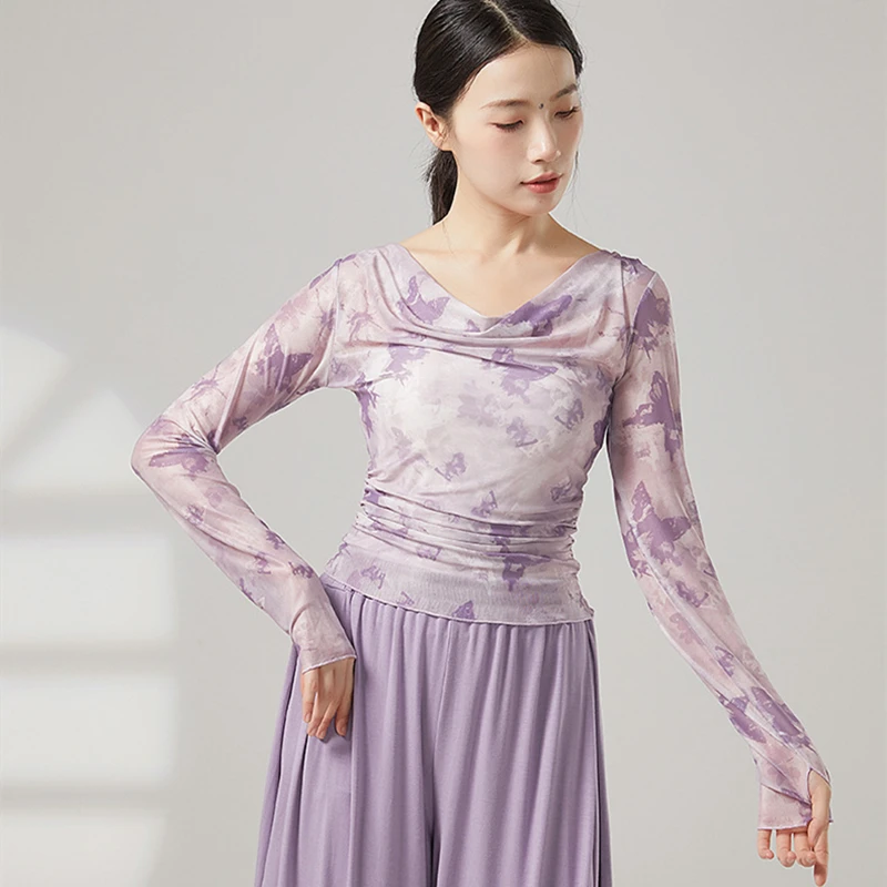 بدلة رقص نسائية علوية طويلة بأكمام إصبع الإبهام من الشاش الشبكي على شكل فراشة مطبوعة بطيات شفافة قميص ممارسة أزياء ملابس كاجوال