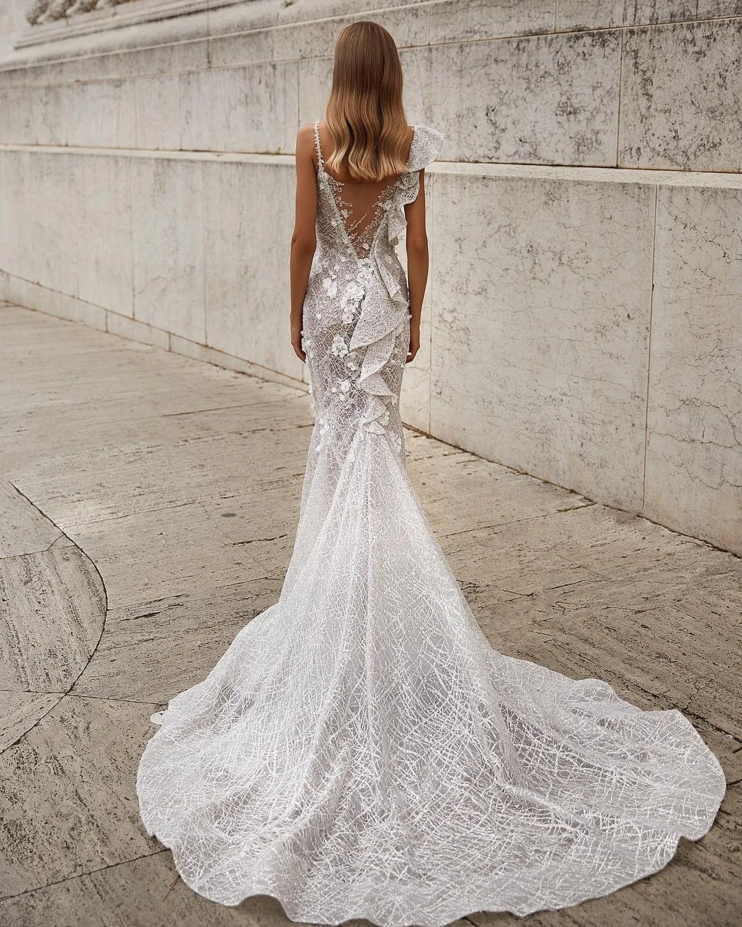 Elegant Wedding Dresses For Women Appliques Sequins Bridal Gown Sleeveless Skirt Spaghetti Strap Backless Dress