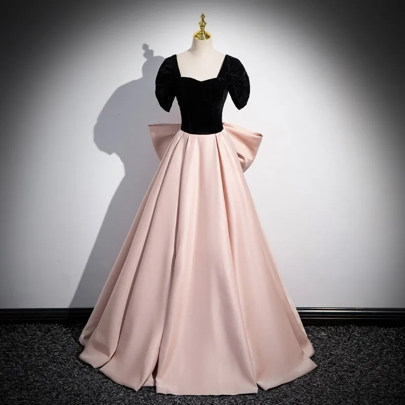 

Light Luxury Minority Pink Banquet Host Vocal Music Art Test Dress