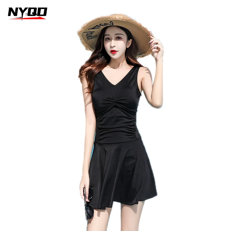 2026 Plus Size Women Swimdress Modest V Neck Tummy Control Skirted One Piece Swimsuit Backless Slimming Beach Bathing Suit