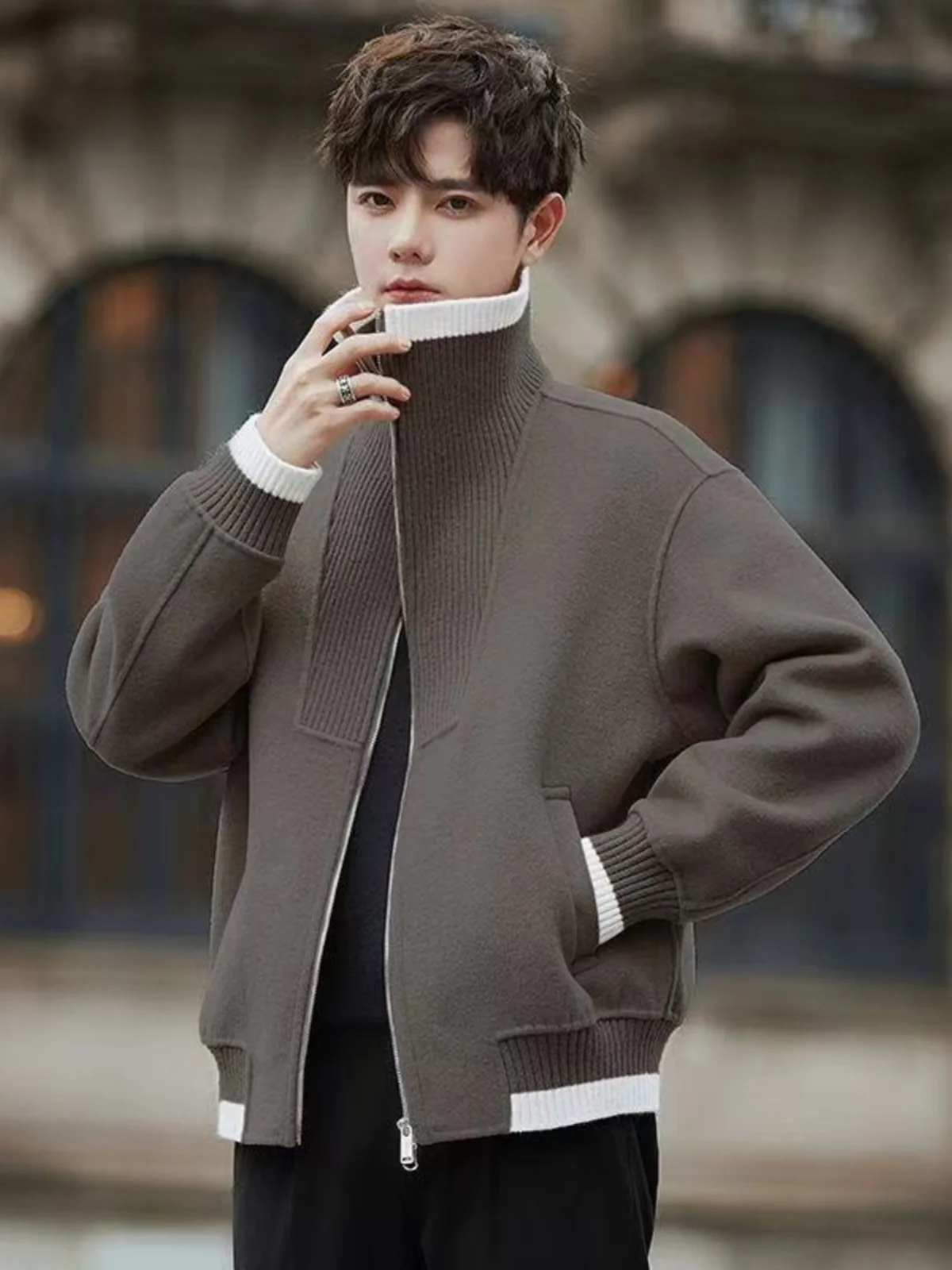 

Winter 2024 Men's Casual Woolen Jaet Collar Color Blo Faion Brand High End Nas Boys Simple Modern Zipper Closure Coat