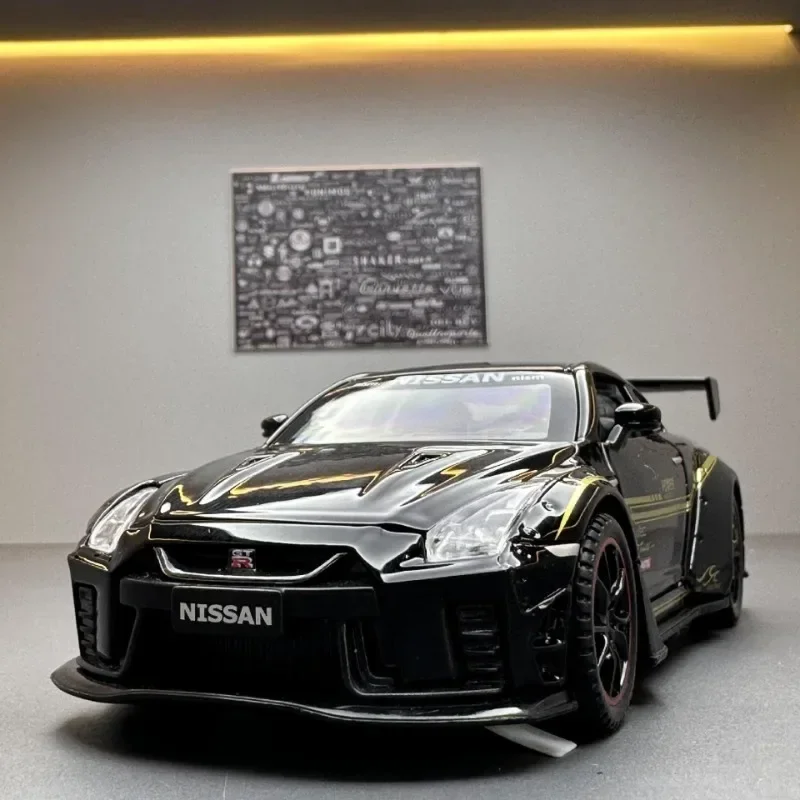 Diecast 1/32 Nissan GTR R35 Sport Car Model Sound Light Collective Diecasts Toy Vehicles Kids Boys Voiture Miniature Home Decor