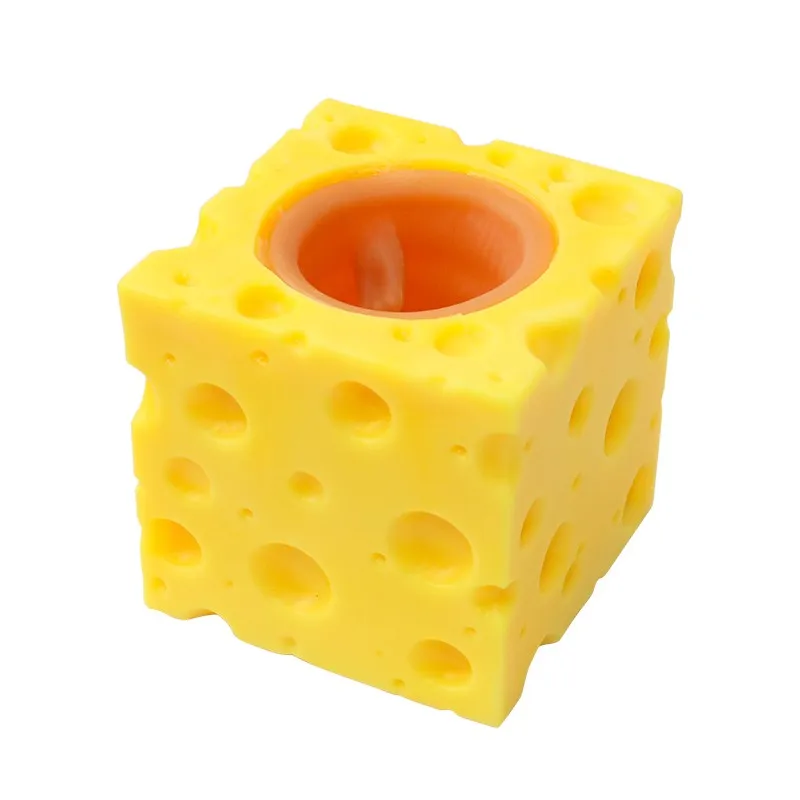 Jouet anti-Stress à presser en forme d'écureuil jaune, tasse de souris de fromage en Silicone, jouet créatif d'artefact de décompression