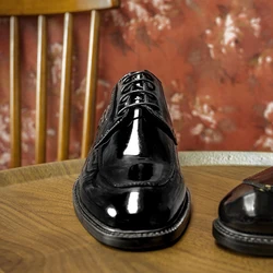 British Handmade Fashion Formal Casual Patent Leather Dress Male Lace-Up Men Derby Shoes  Bullock Business Footwear 2024 Hot