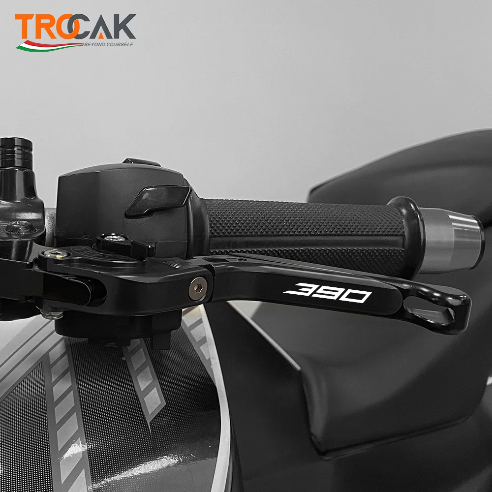 2026 NEW Motorcycle CNC Adjustable Extendable Folding Brake Clutch Levers For KTM DUKE 390 DUKE390 2025 2026 ( Not lower 2025)