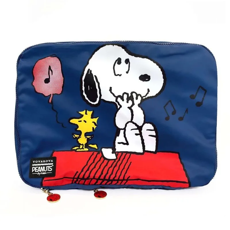 Borsa da toilette pieghevole carina periferica con personaggio di animazione Snoopy, borsa da toilette creativa per trucco da viaggio con cuore femminile kawaii all'ingrosso