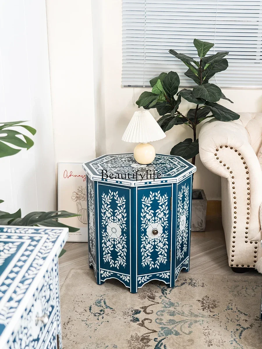 ตู้วางของตกแต่งมุมห้องนั่งเล่นสไตล์ยุคกลาง LD25