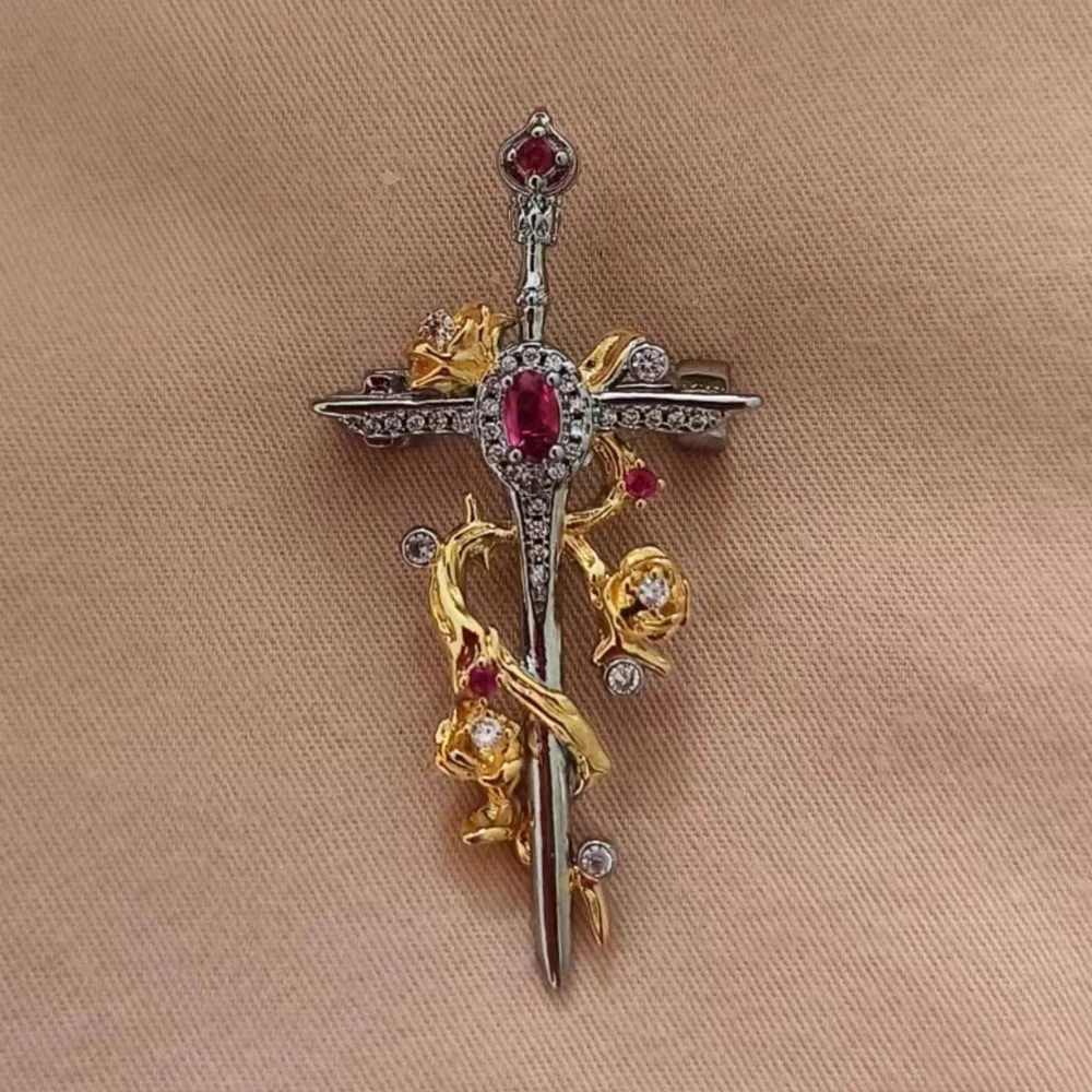 

Vintage Sword of Thorns and Roses Brooch Pendant Dual-purpose Retro Cross Niche Red Stone Flower Badge Pins Jewelry Gifts Deluxe